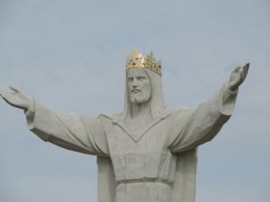 Figura Jezusa Chrystusa Króla Wszechświata