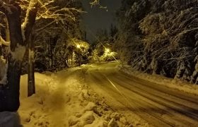Kościelisko zasypane śniegiem ulica Sywarne